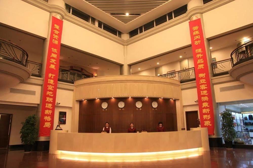Shenyang Airport Hotel Exteriör bild