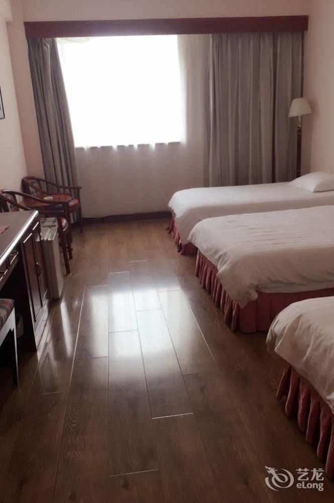 Shenyang Airport Hotel Exteriör bild