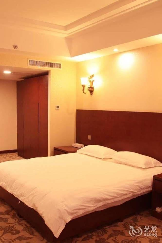 Shenyang Airport Hotel Exteriör bild