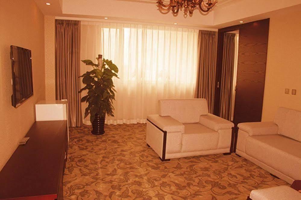 Shenyang Airport Hotel Exteriör bild